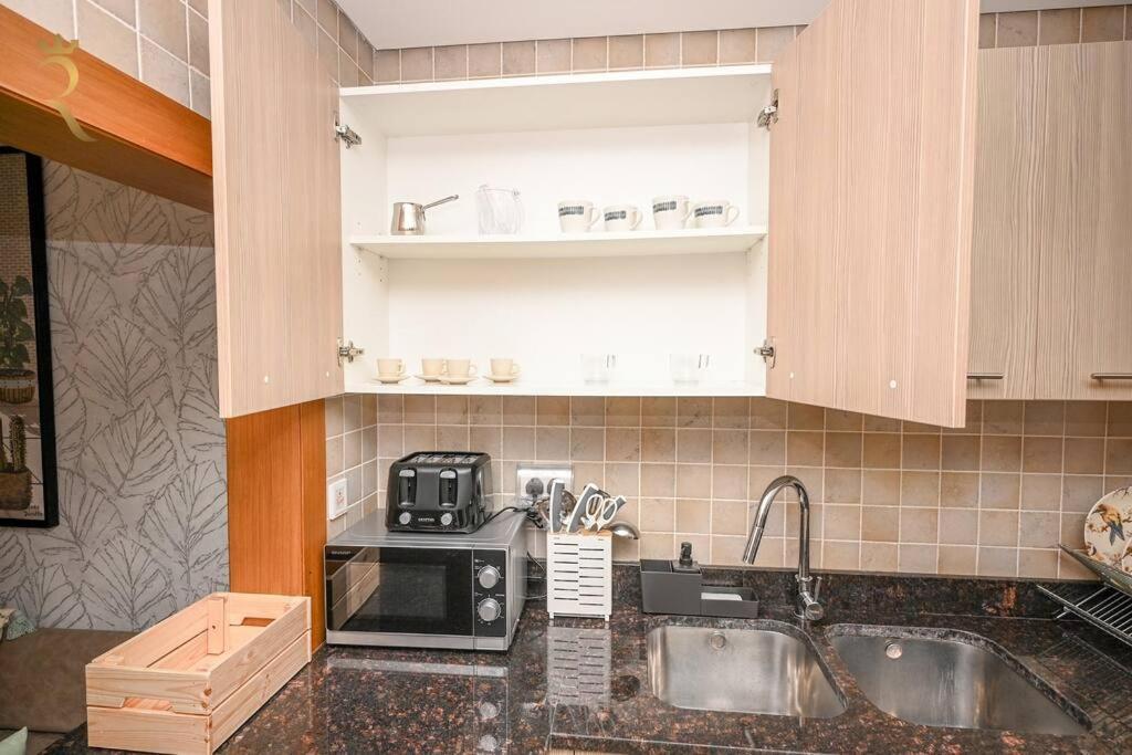 Yas Natura Bliss 1Br Apartment Abu Dhabi Luaran gambar